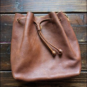 Portland Leather Goods (PLG) - Large Bucket Bag in Nutmeg
